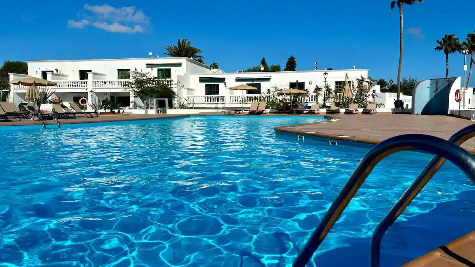 Apartment Florencia With Pool Wifi In Puerto Del Carmen, Lanzarote Tias